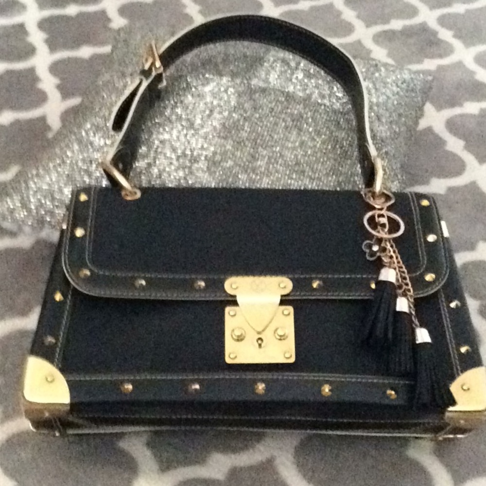 Louis Vuitton Sahali Noir Med Bag  authentic!